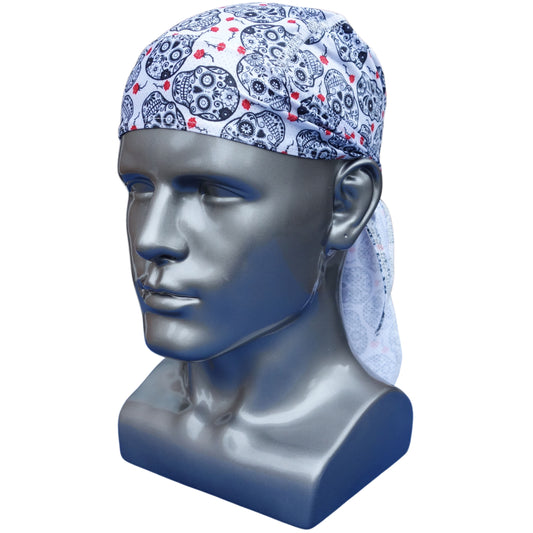 Fitted bandana – skulls and roses pattern